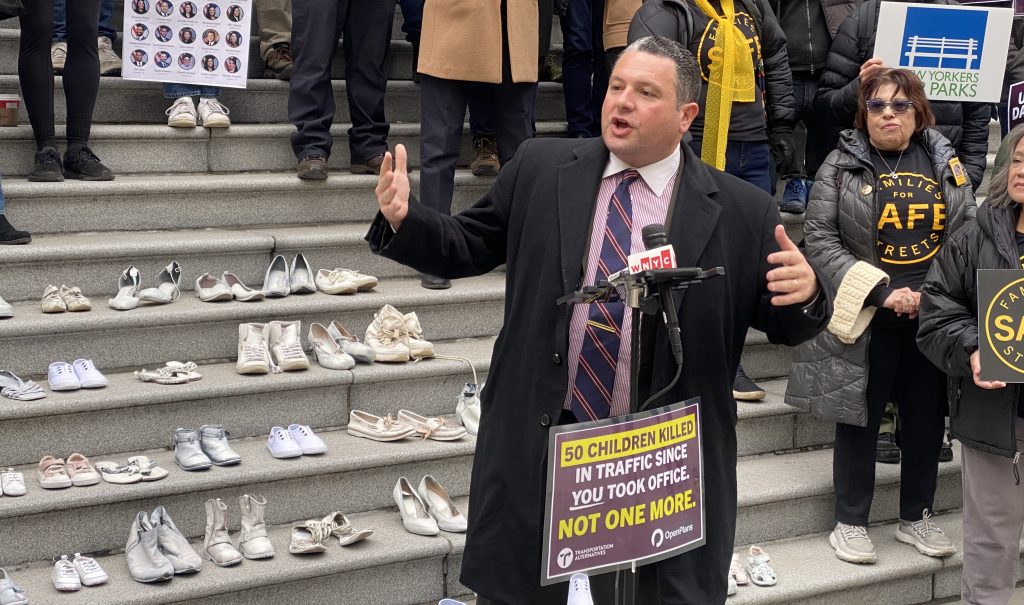 Thursday’s Headlines: Seeing Daylighting Clearly Edition