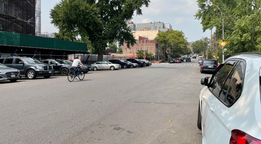 Adams Once Again Delays Pared-Down Protected Bike Lanes In Prospect-Lefferts Gardens