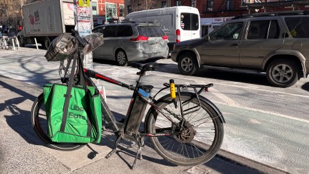 Rogue Delivery App Motoclick Is ‘Subverting’ Minimum Pay Law — And Admitting It