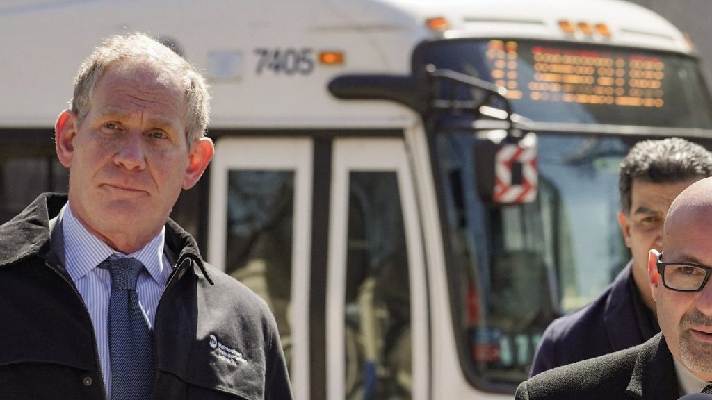 MTA’s Lieber Asks City to Put More Cops on Bus Lane Enforcement