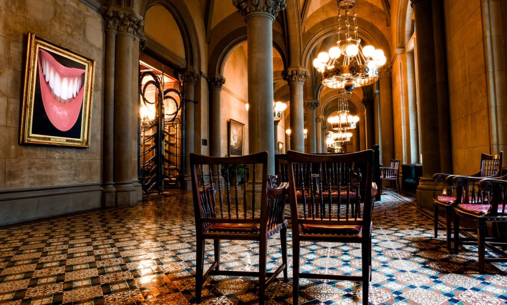 Wednesday’s Headlines: One House Many Smiles Edition