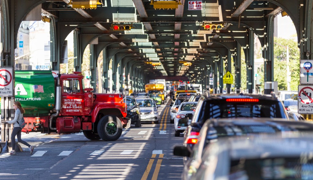 Queens Civic Panel Endorses Mamdani’s Super-Sized Astoria Bike Lane