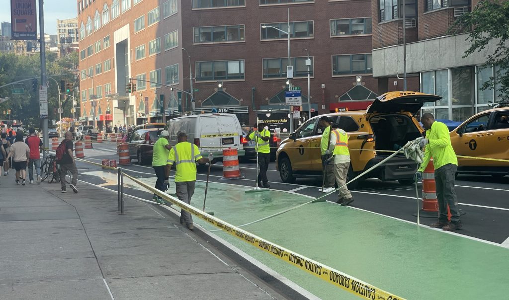 Mamdani’s Charter Panel Wants to Speed Up Bike and Bus Lanes by 33%