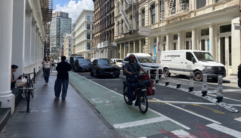 Alarmingly Narrow Bike Lanes Are Coming to Grand and Canal Streets