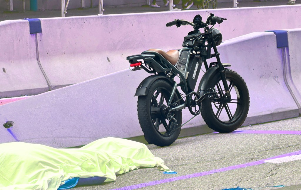 The E-Moto Effect: To Make Roads Safer, We Need To ‘Reverse-Engineer’ Micromobility Regulations