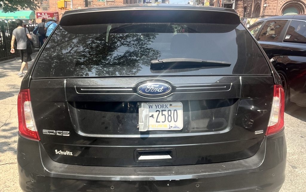 Manhattan DA Revokes Parking Placard of Employee With Bent License Plate