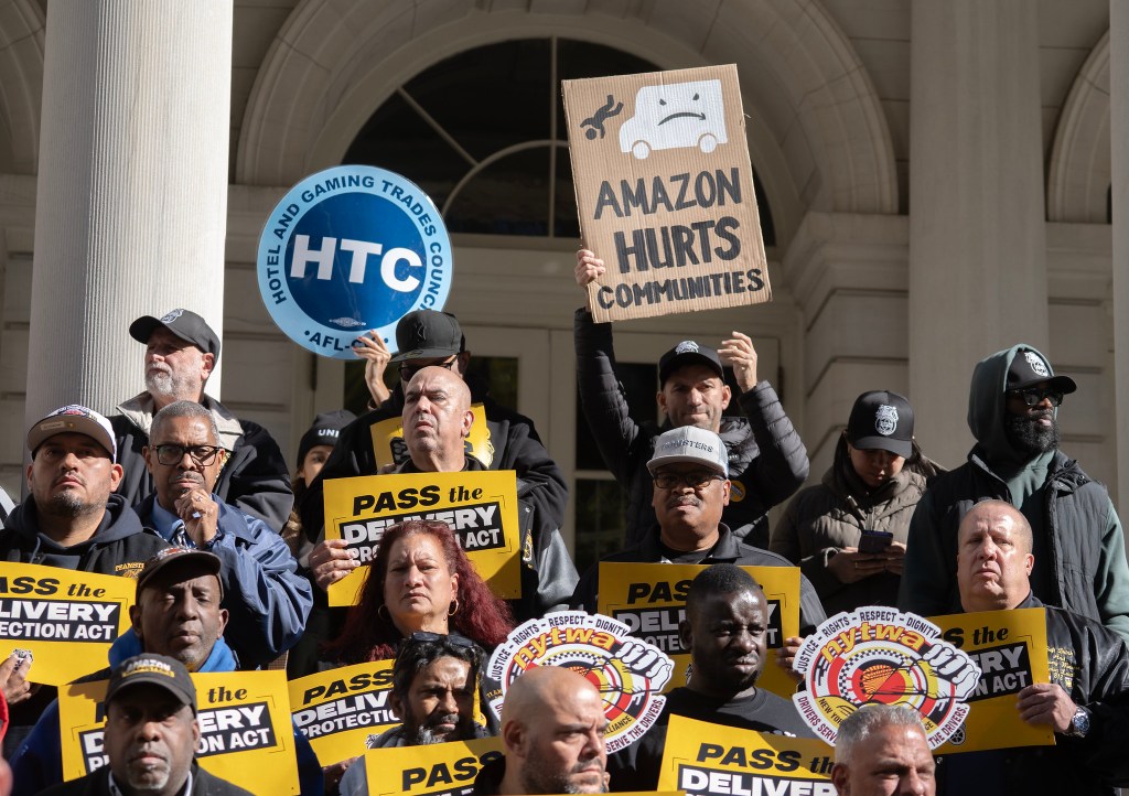 Teamsters Prez Calls On Menin To Pass Mamdani-Backed Delivery Bill, But She’s Not Ready